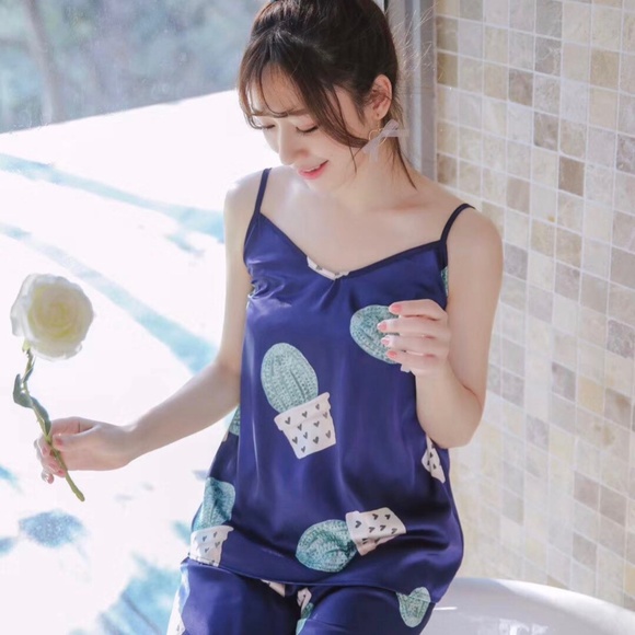 Pajamas set of 4 - Picture 6 of 11